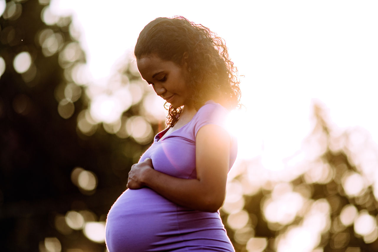 Moms pregnancy belly